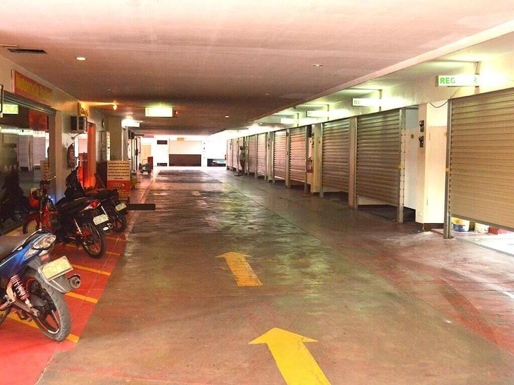 Hotel Sogo Pasay Wood Street Exteriér fotografie