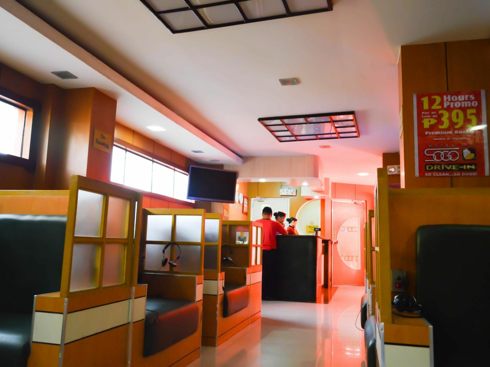 Hotel Sogo Pasay Wood Street Exteriér fotografie